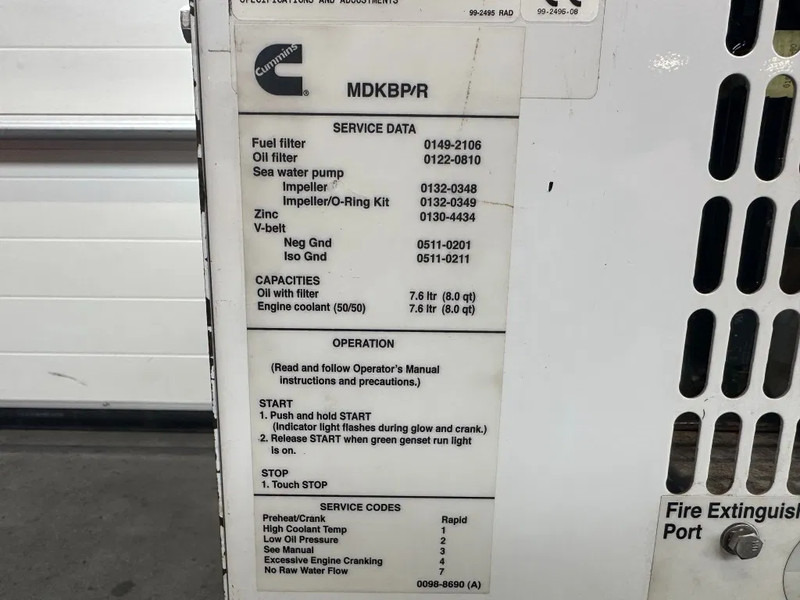 Cummins Onan MDKBP Kubota 4 cilinder Diesel 13.5 kVA Marine Silent generatorset - Генераторска поставка: слика 5 Cummins Onan MDKBP Kubota 4 cilinder Diesel 13.5 kVA Marine Silent generatorset - Генераторска поставка: слика 5