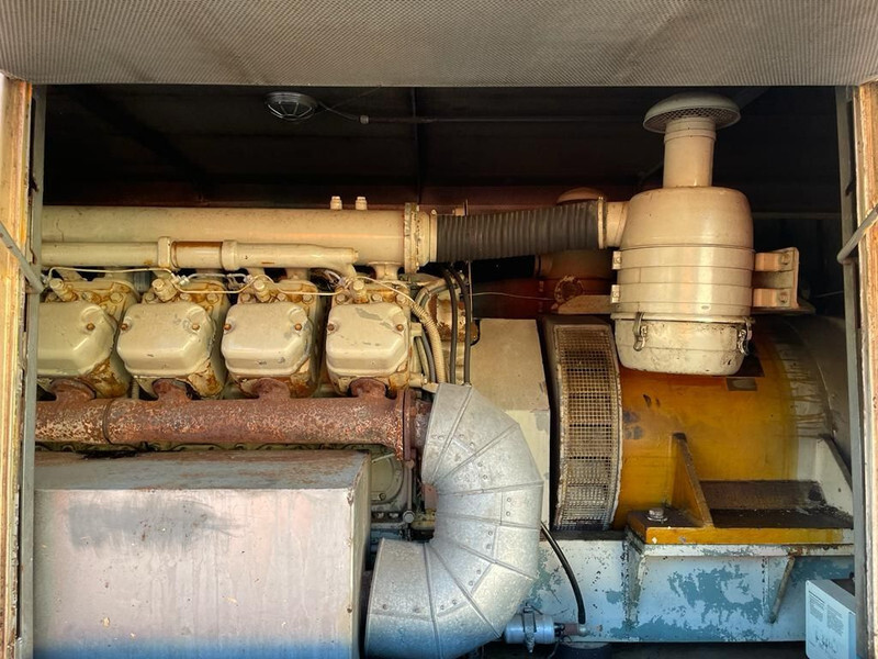 Deutz F12M 716 Bredenoord AEG 250 kVA Silent generatorset op aanhanger - Генераторска поставка: слика 5 Deutz F12M 716 Bredenoord AEG 250 kVA Silent generatorset op aanhanger - Генераторска поставка: слика 5