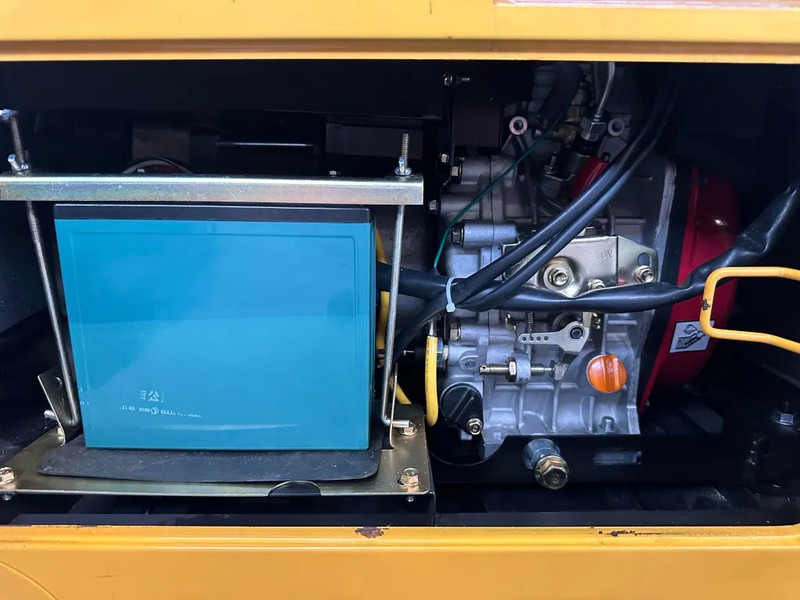 Diesel Diesel Generator UK-9500 5.5 kW 230 en 400 Volt Silent Diesel generator New ! - Генераторска поставка: слика 5 Diesel Diesel Generator UK-9500 5.5 kW 230 en 400 Volt Silent Diesel generator New ! - Генераторска поставка: слика 5