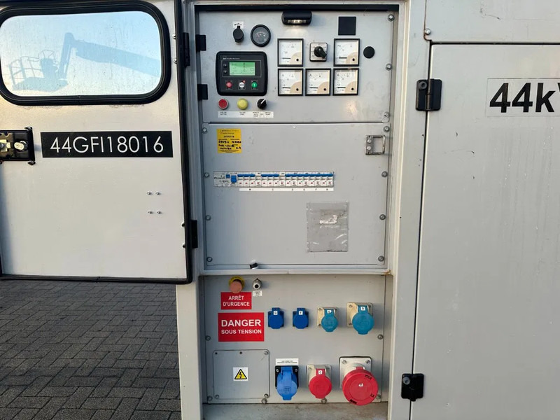 Europower EPUS44TDE Kubota Leroy Somer 44 kVA Supersilent Rental generatorset - Генераторска поставка: слика 3 Europower EPUS44TDE Kubota Leroy Somer 44 kVA Supersilent Rental generatorset - Генераторска поставка: слика 3