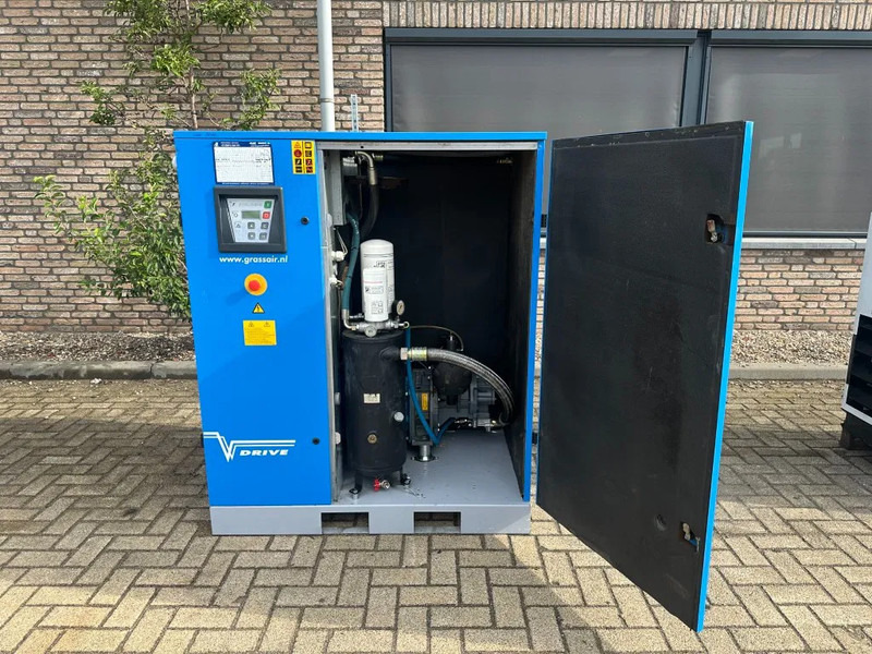 Grassair RLR 30 V9 Rollair 30V 22 kW 3000 L / min 10 Bar Elektrische Schroefcompressor Frequentiegeregeld - Компресор за воздух: слика 5 Grassair RLR 30 V9 Rollair 30V 22 kW 3000 L / min 10 Bar Elektrische Schroefcompressor Frequentiegeregeld - Компресор за воздух: слика 5