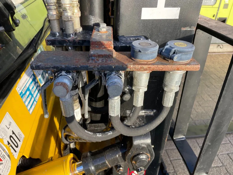 Плински вилушкар Hyundai 30L-7A 3 ton Triplex Sideshift Positioner LPG Heftruck: слика 13 Плински вилушкар Hyundai 30L-7A 3 ton Triplex Sideshift Positioner LPG Heftruck: слика 13