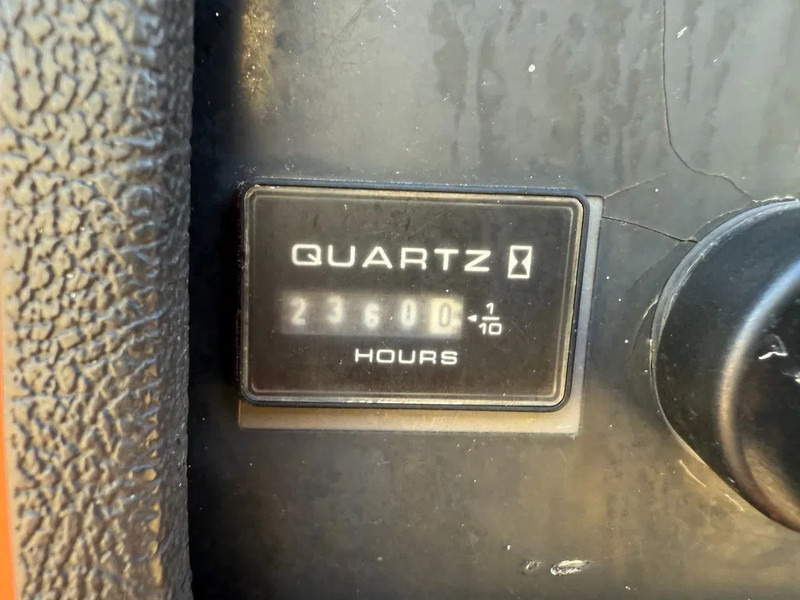 JLG 450AJ Deutz 16 meter werkhoogte 4 x 4 Knikarm Diesel Hoogwerker - Дигачка зглобна платформа: слика 5 JLG 450AJ Deutz 16 meter werkhoogte 4 x 4 Knikarm Diesel Hoogwerker - Дигачка зглобна платформа: слика 5