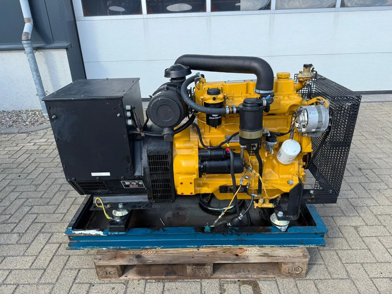 John Deere 4039 DF 008 Stamford 42.5 kVA generatorset - Генераторска поставка: слика 1 John Deere 4039 DF 008 Stamford 42.5 kVA generatorset - Генераторска поставка: слика 1