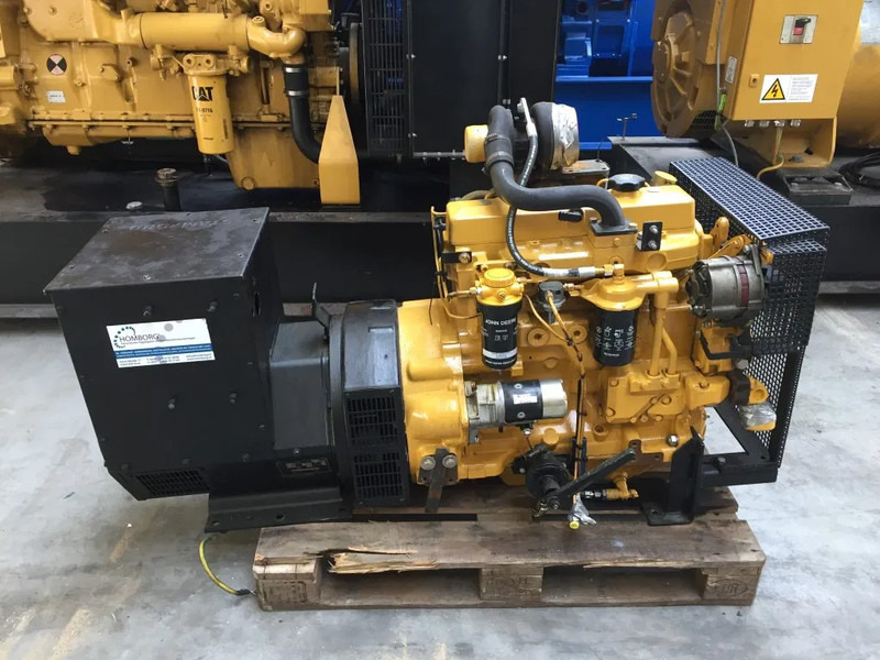 John Deere 4045 TFU 70 Stamford 65 kVA generatorset - Генераторска поставка: слика 1 John Deere 4045 TFU 70 Stamford 65 kVA generatorset - Генераторска поставка: слика 1