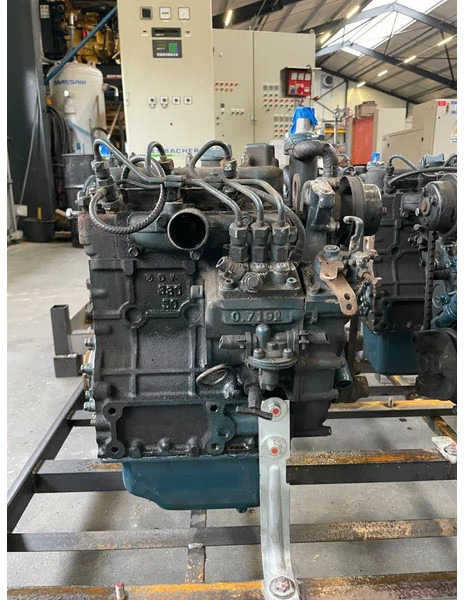 Kubota D722 dieselmotor 3 cilinder 18 PK (4stuks!) - Мотор за Опрема за ракување со материјали: слика 5 Kubota D722 dieselmotor 3 cilinder 18 PK (4stuks!) - Мотор за Опрема за ракување со материјали: слика 5