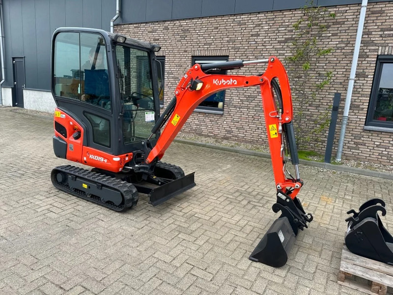 Kubota KX019-4 Mini Graver Rups Graafmachine Diesel as New ! - Мини багер: слика 5 Kubota KX019-4 Mini Graver Rups Graafmachine Diesel as New ! - Мини багер: слика 5