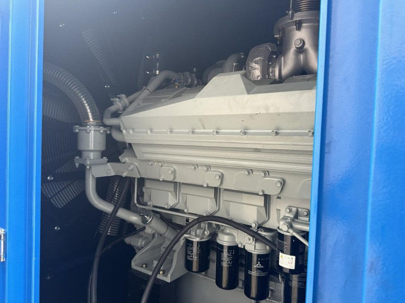 Mitsubishi S12H-PTA Leroy Somer 1100 kVA Supersilent generatorset in 20 ft container New ! - Генераторска поставка: слика 2 Mitsubishi S12H-PTA Leroy Somer 1100 kVA Supersilent generatorset in 20 ft container New ! - Генераторска поставка: слика 2