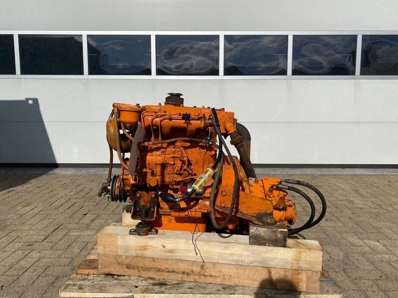 Mitsubishi S3E-2 25 PK Marine Diesel Motor met keerkoppeling - Мотор: слика 1 Mitsubishi S3E-2 25 PK Marine Diesel Motor met keerkoppeling - Мотор: слика 1
