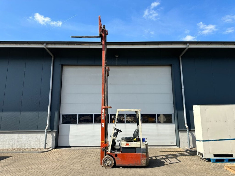 Nissan N01L18U 1.8 ton Triplex Freelift Sideshift Elektra Heftruck Accu 2016 ! - Електричен вилушкар: слика 4 Nissan N01L18U 1.8 ton Triplex Freelift Sideshift Elektra Heftruck Accu 2016 ! - Електричен вилушкар: слика 4
