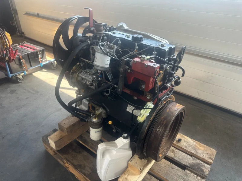 Perkins 1004-40 Diesel Engine 4 cilinder 65 PK Motor t.b.v Linde Heftruck - Мотор за Опрема за ракување со материјали: слика 2 Perkins 1004-40 Diesel Engine 4 cilinder 65 PK Motor t.b.v Linde Heftruck - Мотор за Опрема за ракување со материјали: слика 2