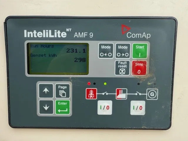 Perkins 1103A-33G 33 kVA Silent generatorset as New ! 231 hours ! - Генераторска поставка: слика 5 Perkins 1103A-33G 33 kVA Silent generatorset as New ! 231 hours ! - Генераторска поставка: слика 5