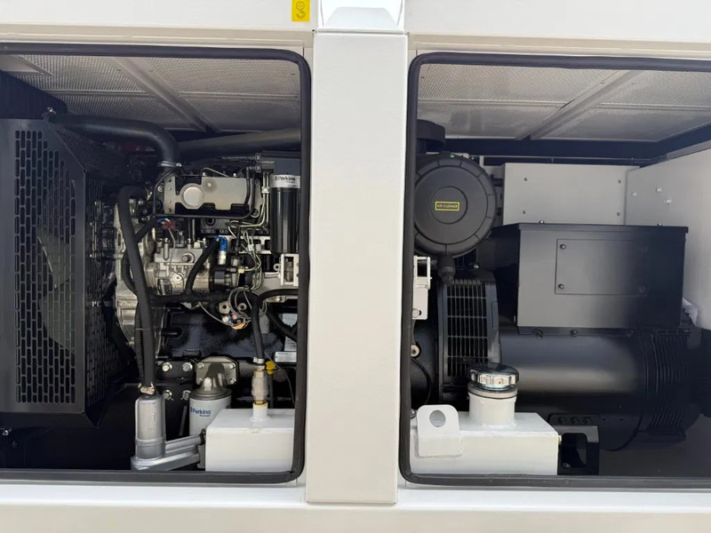 Perkins 1104C-44TAG2 Leroy Somer 110 kVA Silent noodstroom generatorset New ! - Генераторска поставка: слика 5 Perkins 1104C-44TAG2 Leroy Somer 110 kVA Silent noodstroom generatorset New ! - Генераторска поставка: слика 5