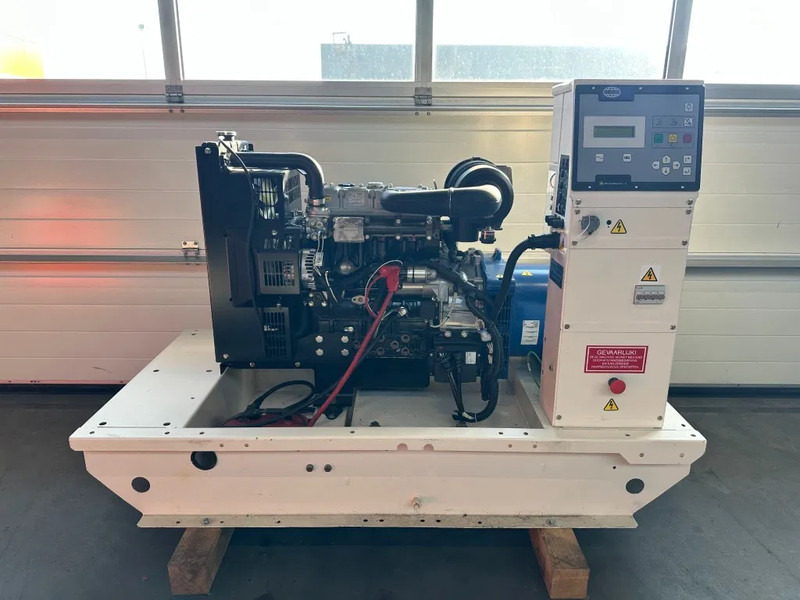 Perkins FG Wilson 23 kVA generatorset New ! - Генераторска поставка: слика 1 Perkins FG Wilson 23 kVA generatorset New ! - Генераторска поставка: слика 1