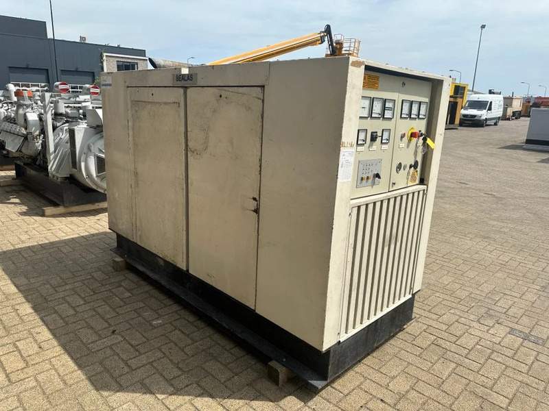 Perkins Leroy Somer 26 kVA Silent generatorset ex Emergency ! 1096 hours - Генераторска поставка: слика 4 Perkins Leroy Somer 26 kVA Silent generatorset ex Emergency ! 1096 hours - Генераторска поставка: слика 4