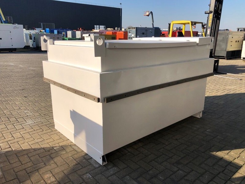 Tolsma Kiwa IBC 3000 liter dieseltank met keuring ! - Резервоар за складирање: слика 4 Tolsma Kiwa IBC 3000 liter dieseltank met keuring ! - Резервоар за складирање: слика 4