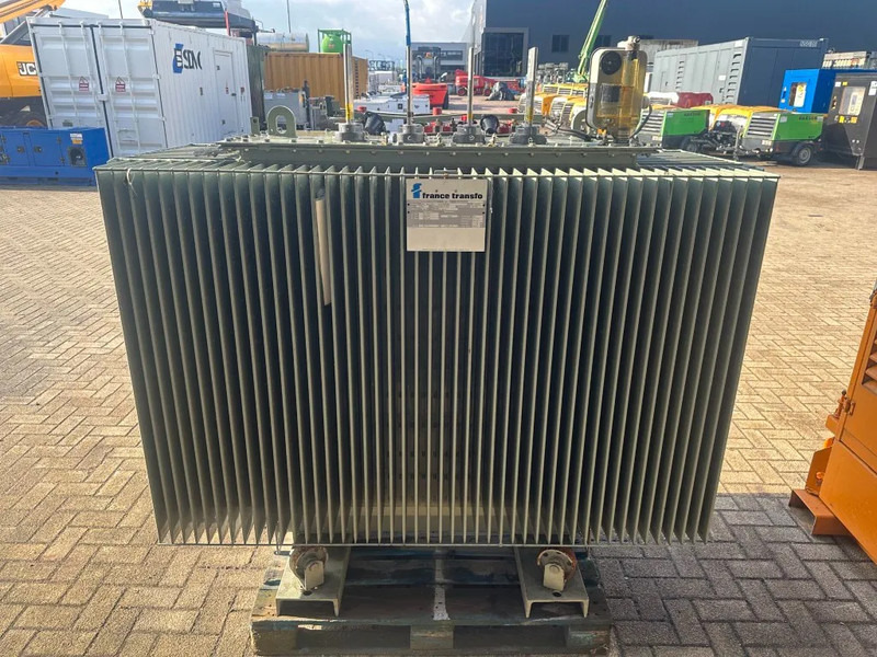 Trafo France Transfo 1250 kVA 21000 Volt 400 Volt Trafo Transformator - Генераторска поставка: слика 3 Trafo France Transfo 1250 kVA 21000 Volt 400 Volt Trafo Transformator - Генераторска поставка: слика 3