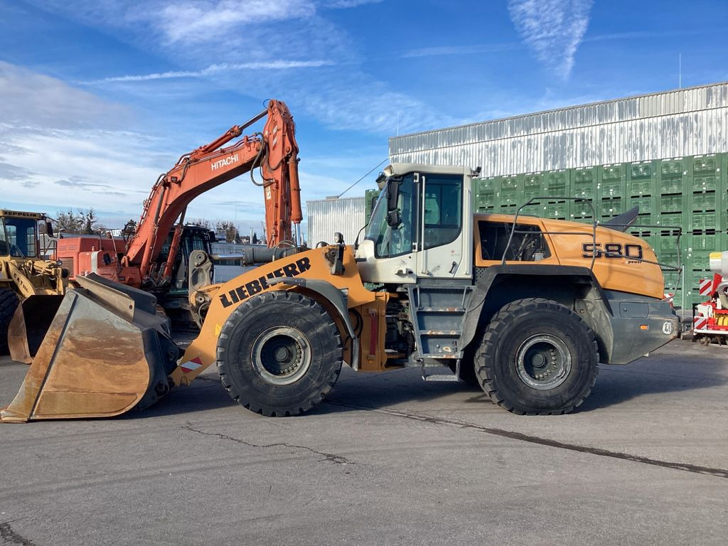 Liebherr L580 Xpower IV Zentralschmierung 5,4 kubik Schau - Натоварувач на тркала: слика 2 Liebherr L580 Xpower IV Zentralschmierung 5,4 kubik Schau - Натоварувач на тркала: слика 2