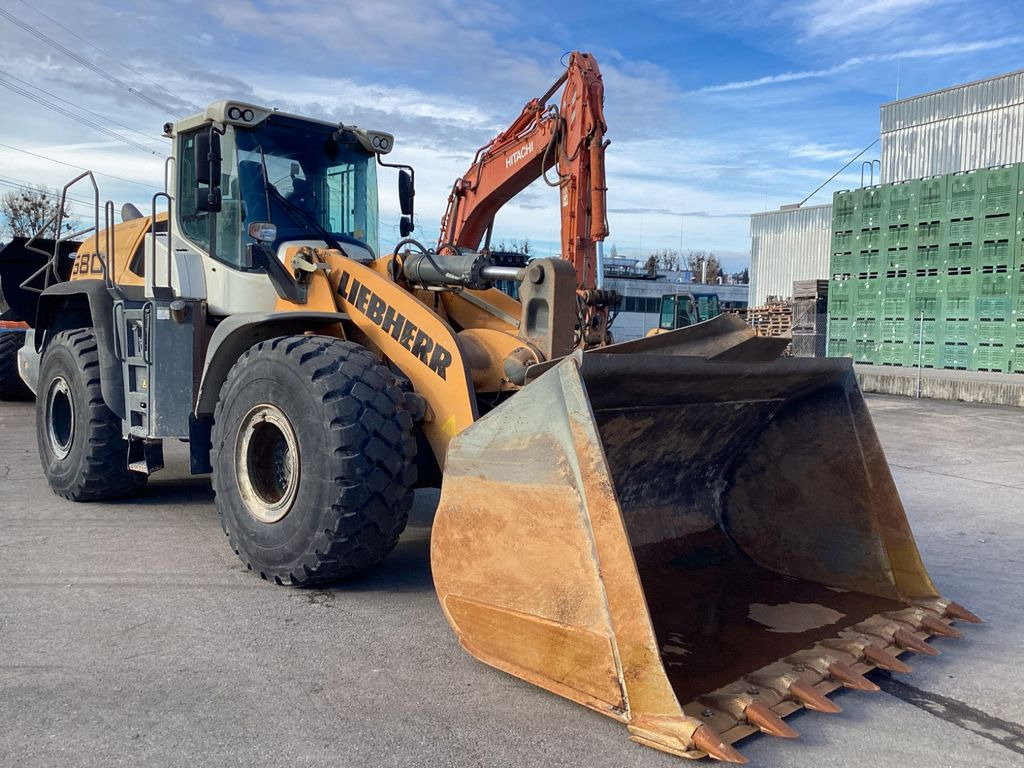 Liebherr L580 Xpower IV Zentralschmierung 5,4 kubik Schau - Натоварувач на тркала: слика 4 Liebherr L580 Xpower IV Zentralschmierung 5,4 kubik Schau - Натоварувач на тркала: слика 4