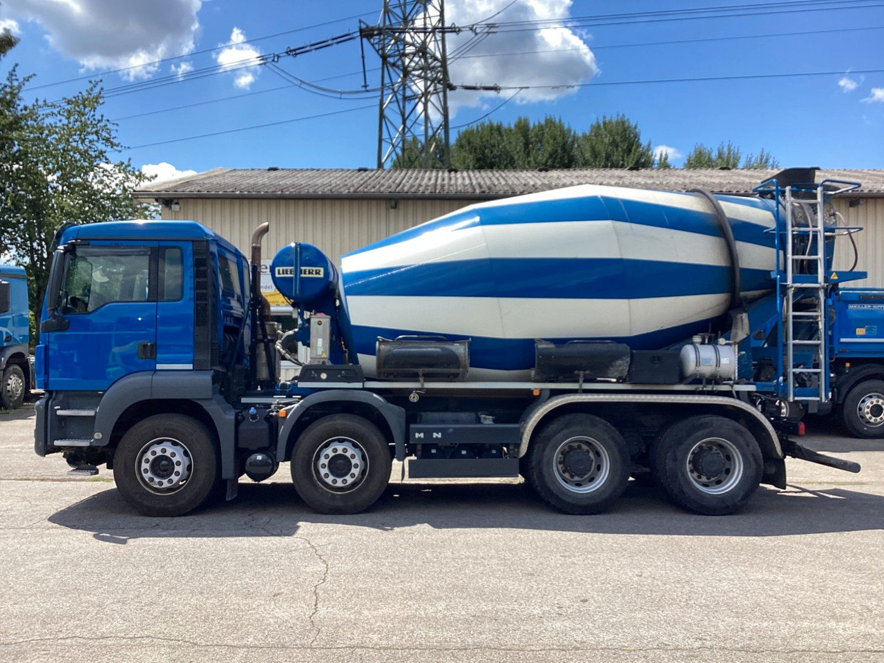 MAN TGS 35.470 8x4 Liebherr HTM905P Intarder Betonmi - Камион миксер за бетон: слика 2 MAN TGS 35.470 8x4 Liebherr HTM905P Intarder Betonmi - Камион миксер за бетон: слика 2