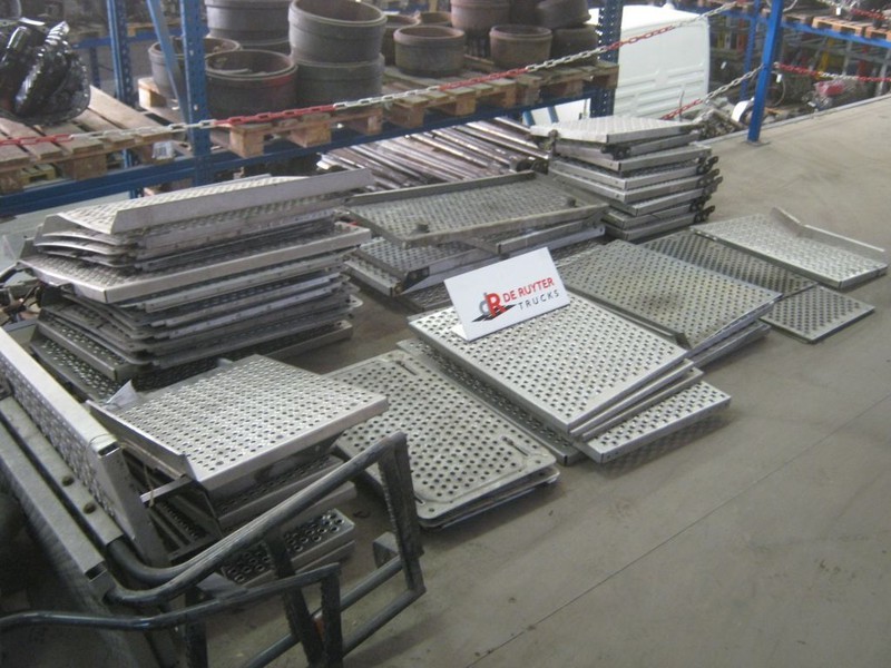 DAF BORDES PLATEN EN ALUMINIUM DELEN - Каросерија и екстериер за Камион: слика 2 DAF BORDES PLATEN EN ALUMINIUM DELEN - Каросерија и екстериер за Камион: слика 2