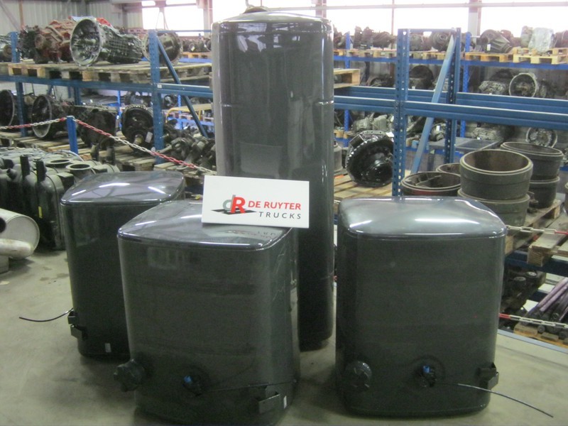 DAF Brandstoftanks voor CF en XF (staal) - Резервоар за гориво за Камион: слика 2 DAF Brandstoftanks voor CF en XF (staal) - Резервоар за гориво за Камион: слика 2