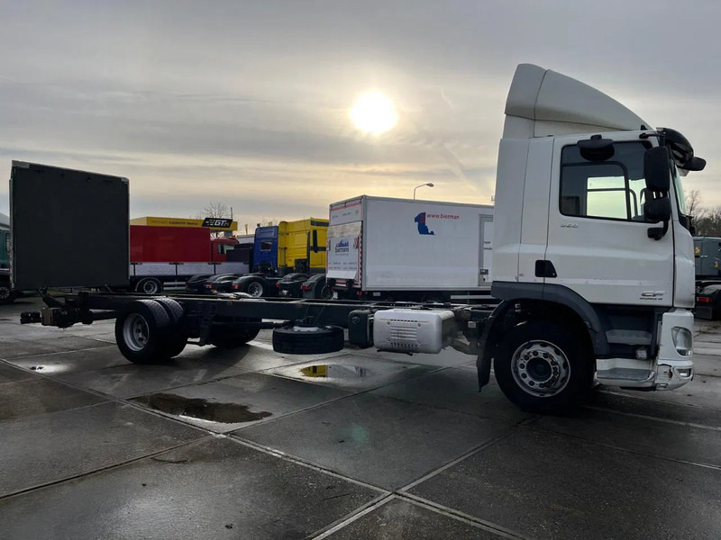 DAF CF 260 CF 260 FA CHASSIS CABINE EURO 6 - Камион со кабинска шасија: слика 4 DAF CF 260 CF 260 FA CHASSIS CABINE EURO 6 - Камион со кабинска шасија: слика 4