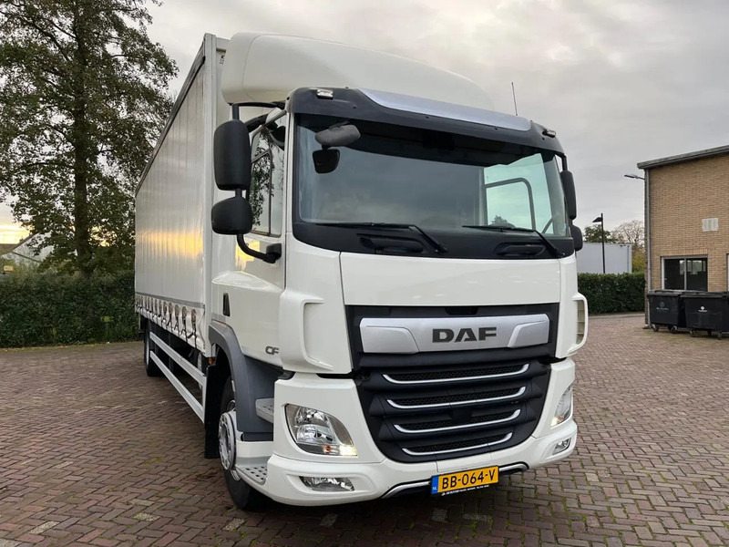 DAF CF 320 FA - Камион со церада: слика 4 DAF CF 320 FA - Камион со церада: слика 4