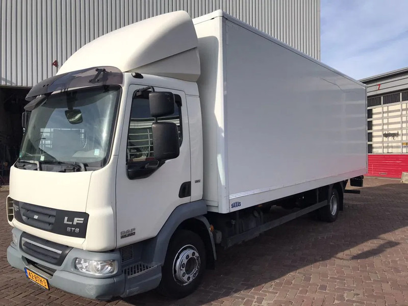DAF LF 45 12.220 EURO 5 EEV - Камион сандучар: слика 1 DAF LF 45 12.220 EURO 5 EEV - Камион сандучар: слика 1