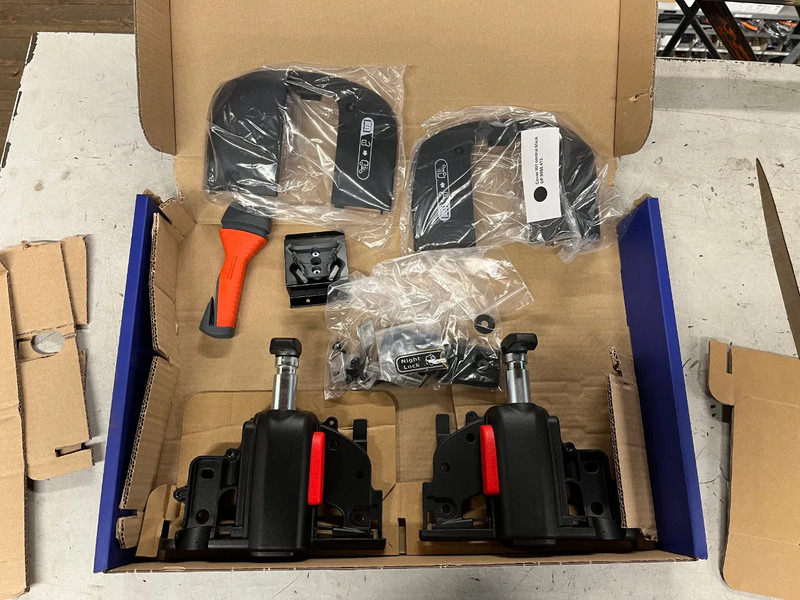 DAF Nightlock set XF106 - Врата и делови за Камион: слика 5 DAF Nightlock set XF106 - Врата и делови за Камион: слика 5