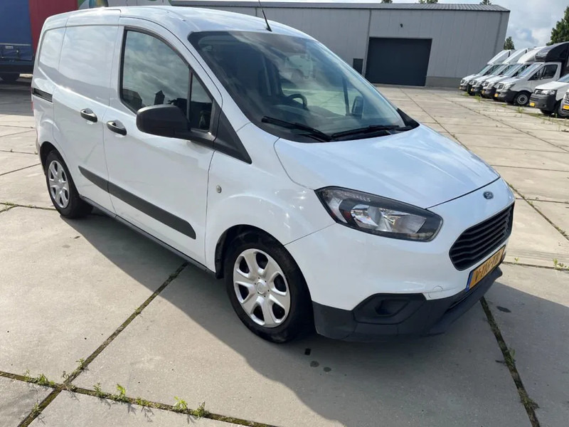 Ford Transit Courier 1.5 EURO 6 - Мало комбе: слика 3 Ford Transit Courier 1.5 EURO 6 - Мало комбе: слика 3