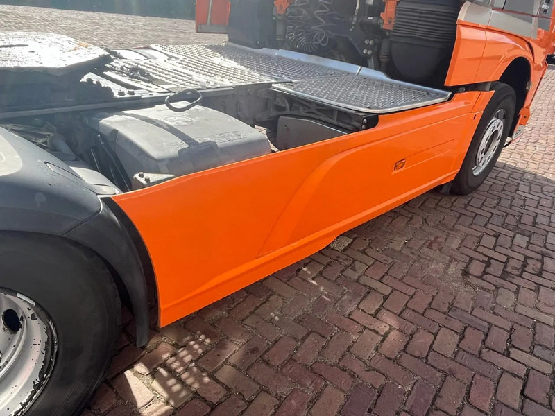 Камион влекач DAF XF 460 FT EURO 6: слика 16