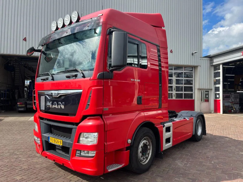 MAN TGX 18.400 EURO 6 - Камион влекач: слика 1 MAN TGX 18.400 EURO 6 - Камион влекач: слика 1