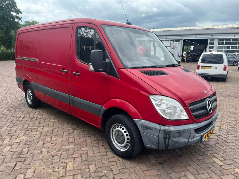 Mercedes-Benz Sprinter 313 L2H1 - Товарно комбе: слика 3 Mercedes-Benz Sprinter 313 L2H1 - Товарно комбе: слика 3