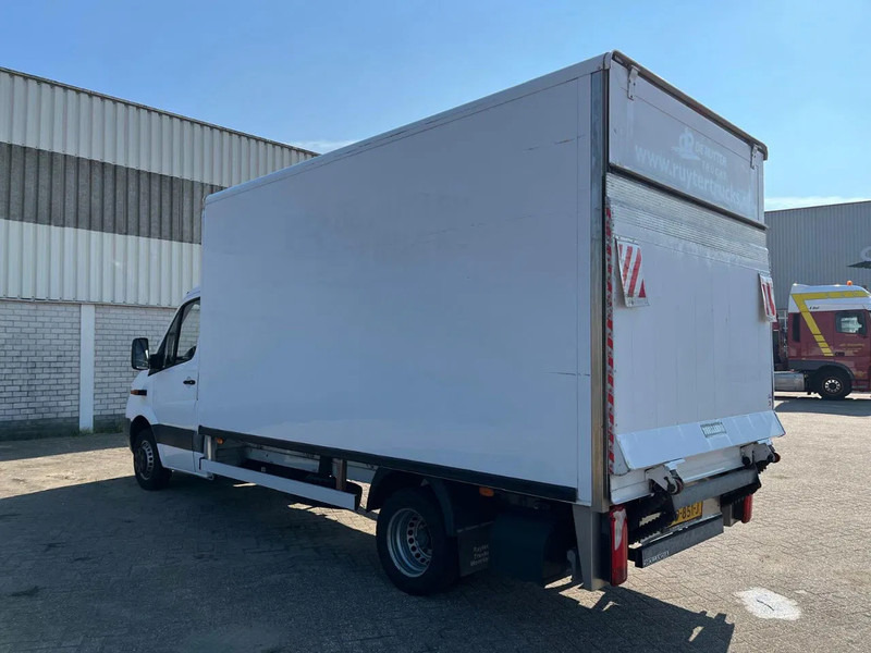 Комбе фургон, Комби со двојна кабина Mercedes-Benz Sprinter 513 2.2 CDI: слика 18