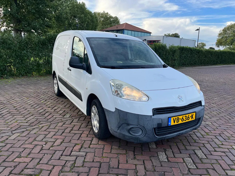Peugeot Partner 120 1.6 HDI - Мало комбе: слика 4 Peugeot Partner 120 1.6 HDI - Мало комбе: слика 4