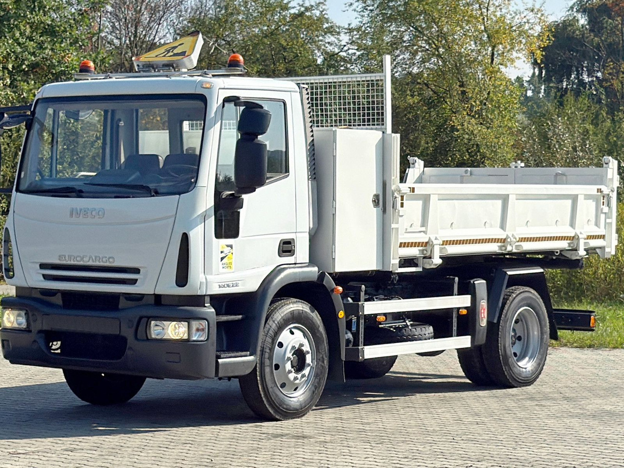Iveco EUROCARGO 140E22* KIPPER 5,00 m* TOPZUSTAND - Кипер: слика 5 Iveco EUROCARGO 140E22* KIPPER 5,00 m* TOPZUSTAND - Кипер: слика 5