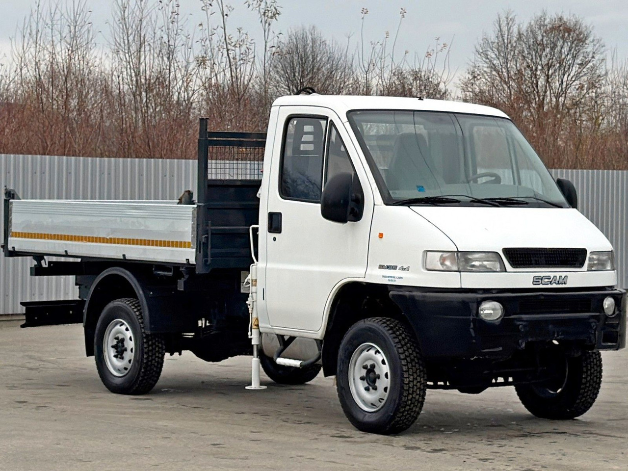 Iveco SCAM SM 35 *Pritsche 3,00m + KRAN - Камион со кран: слика 2 Iveco SCAM SM 35 *Pritsche 3,00m + KRAN - Камион со кран: слика 2