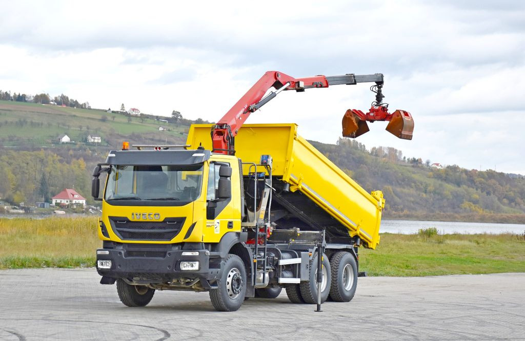 Iveco TRAKKER 360 * Kipper 4,90m* KRAN/FUNK*6x4 - Кипер, Камион со кран: слика 2 Iveco TRAKKER 360 * Kipper 4,90m* KRAN/FUNK*6x4 - Кипер, Камион со кран: слика 2