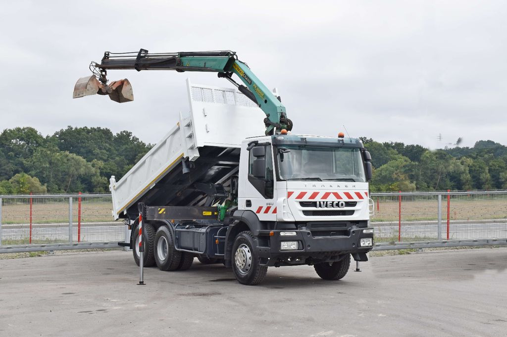 Iveco TRAKKER 360 * Kipper 5,20m* PK 16502 / FUNK*6x4 - Кипер, Камион со кран: слика 2 Iveco TRAKKER 360 * Kipper 5,20m* PK 16502 / FUNK*6x4 - Кипер, Камион со кран: слика 2