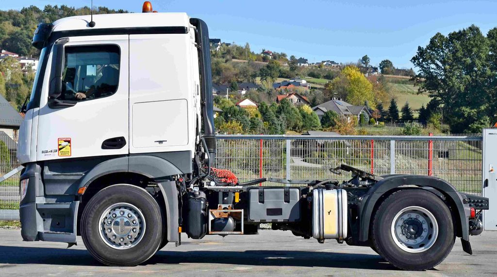Mercedes-Benz ACTROS 1843 * Sattelzugmaschine * TOPZUSTAND - Камион влекач: слика 3 Mercedes-Benz ACTROS 1843 * Sattelzugmaschine * TOPZUSTAND - Камион влекач: слика 3