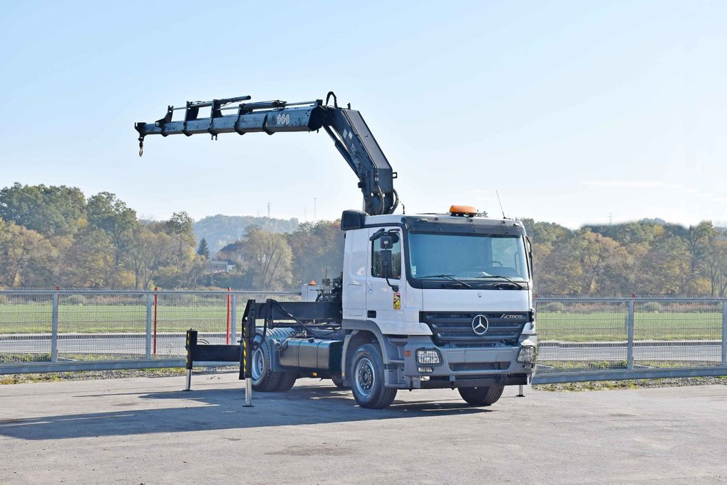 Mercedes-Benz ACTROS 1844 * Sattelzugmaschine *HIAB 330-5/FUNK Mercedes-Benz ACTROS 1844 * Sattelzugmaschine *HIAB 330-5/FUNK - Камион влекач: слика 2 Mercedes-Benz ACTROS 1844 * Sattelzugmaschine *HIAB 330-5/FUNK Mercedes-Benz ACTROS 1844 * Sattelzugmaschine *HIAB 330-5/FUNK - Камион влекач: слика 2