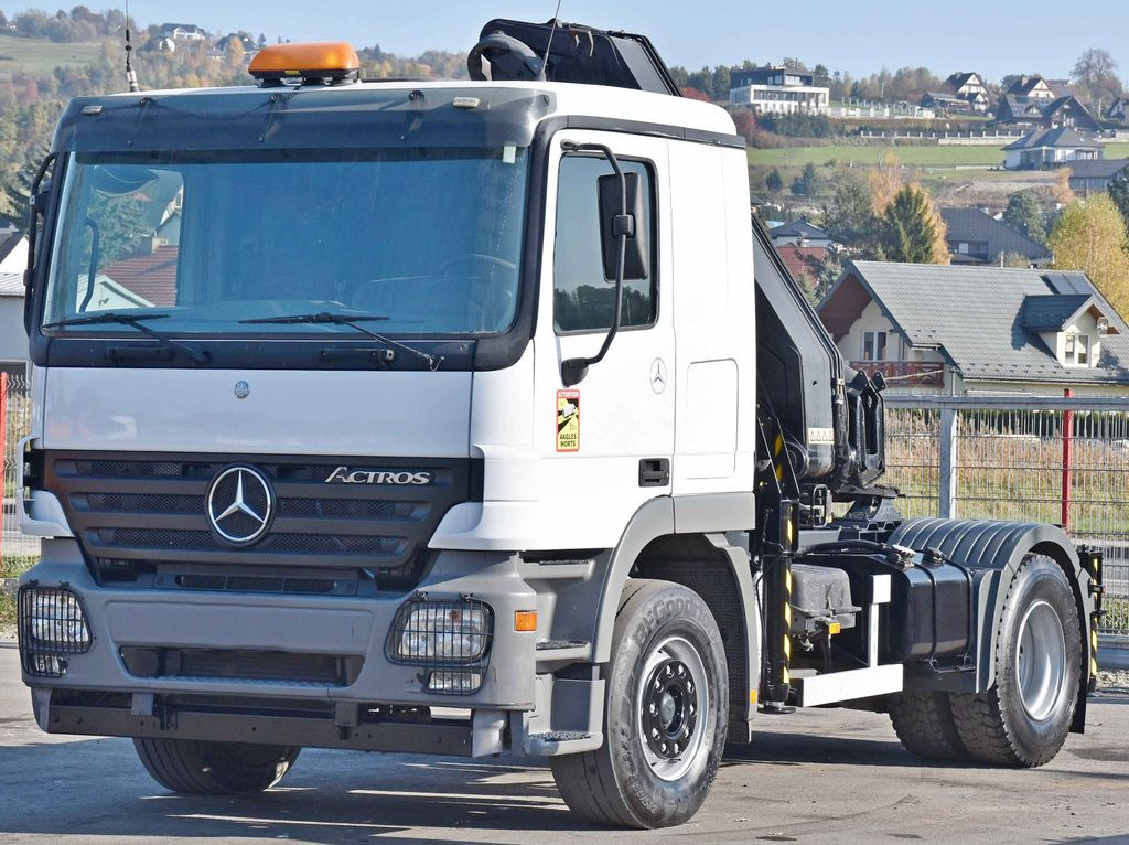 Mercedes-Benz ACTROS 1844 * Sattelzugmaschine *HIAB 330-5/FUNK Mercedes-Benz ACTROS 1844 * Sattelzugmaschine *HIAB 330-5/FUNK - Камион влекач: слика 3 Mercedes-Benz ACTROS 1844 * Sattelzugmaschine *HIAB 330-5/FUNK Mercedes-Benz ACTROS 1844 * Sattelzugmaschine *HIAB 330-5/FUNK - Камион влекач: слика 3