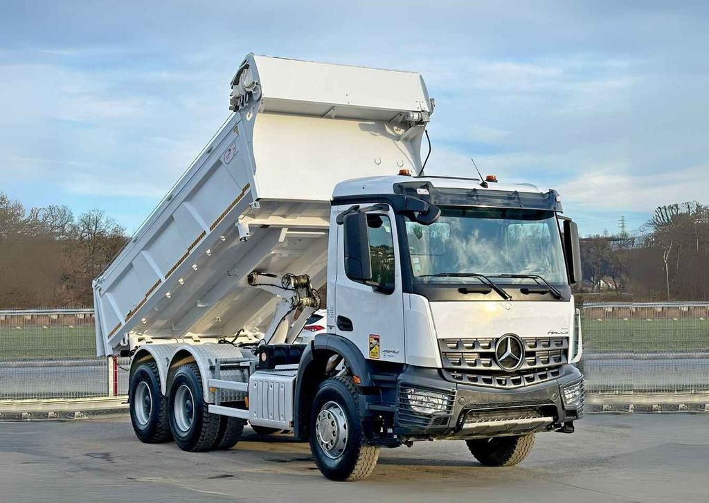 Mercedes-Benz AROCS 3240* KIPPER 5,10 + BORDMATIC / 6x4 - Кипер: слика 1 Mercedes-Benz AROCS 3240* KIPPER 5,10 + BORDMATIC / 6x4 - Кипер: слика 1