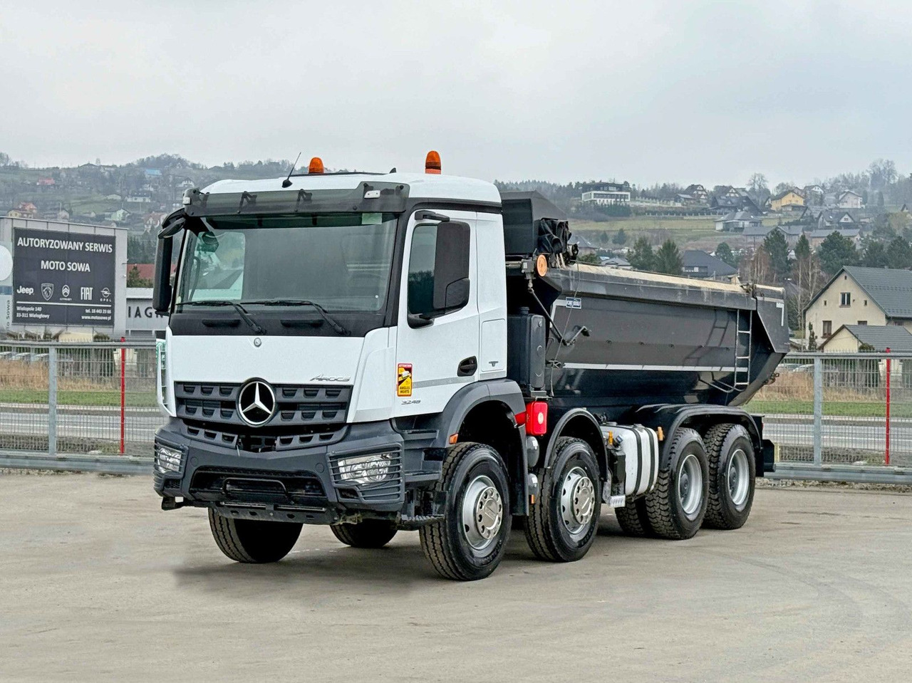 Mercedes-Benz AROCS 3246* KIPPER / 8x4 * TOPZUSTAND - Кипер: слика 1 Mercedes-Benz AROCS 3246* KIPPER / 8x4 * TOPZUSTAND - Кипер: слика 1