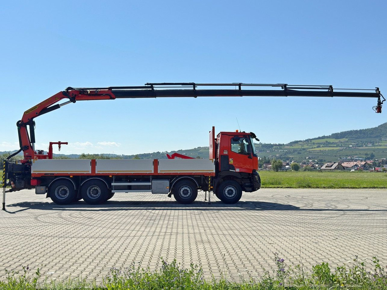Renault C 430 * PRITSCHE 7,80m*PK 26002 - EH E/FUNK *8x4 - Камион со кран: слика 5 Renault C 430 * PRITSCHE 7,80m*PK 26002 - EH E/FUNK *8x4 - Камион со кран: слика 5