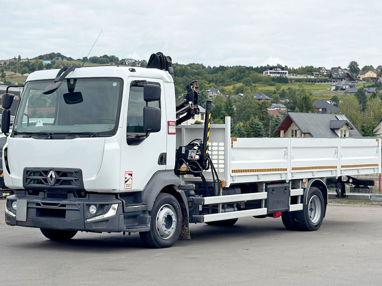 Renault D12.210 * HIAB 066 CL * TOPZUSTAND - Камион со кран: слика 4 Renault D12.210 * HIAB 066 CL * TOPZUSTAND - Камион со кран: слика 4