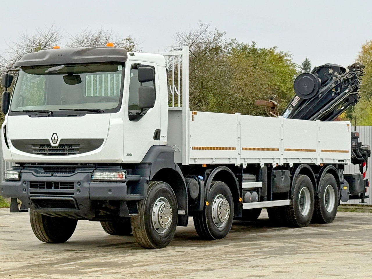 Renault KERAX 430 * HIAB 211 EP-5 HIDUO /FUNK *8x4 - Камион со кран: слика 4 Renault KERAX 430 * HIAB 211 EP-5 HIDUO /FUNK *8x4 - Камион со кран: слика 4