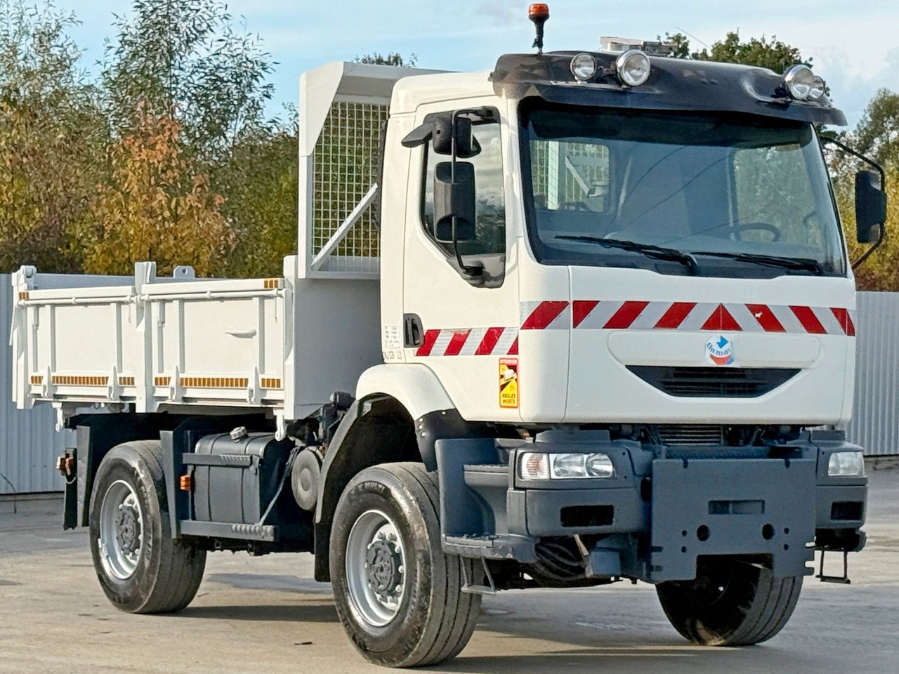 Renault MIDLUM 210 DCI* KIPPER 3,60m * 4x4 - Кипер: слика 4 Renault MIDLUM 210 DCI* KIPPER 3,60m * 4x4 - Кипер: слика 4