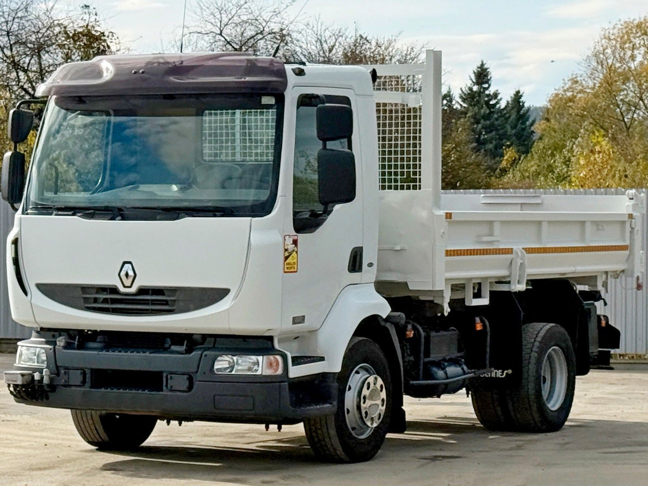 Renault MIDLUM 220 DCI *KIPPER 3,80m * BORDMATIC - Кипер, Камион со кран: слика 4 Renault MIDLUM 220 DCI *KIPPER 3,80m * BORDMATIC - Кипер, Камион со кран: слика 4